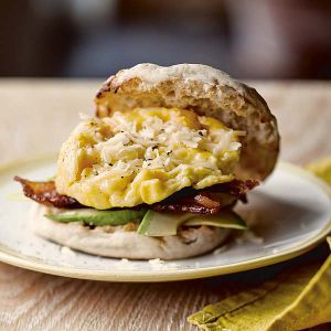 Egg & Cheddar Breakfast Sandwich